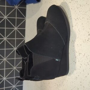 Tom's kids wedge bootie